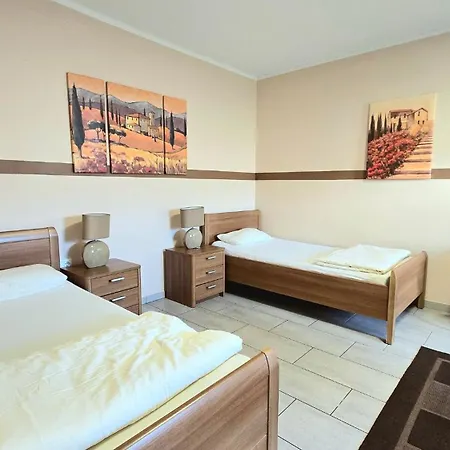 Simple Erftstadt 2 * Niederdorla